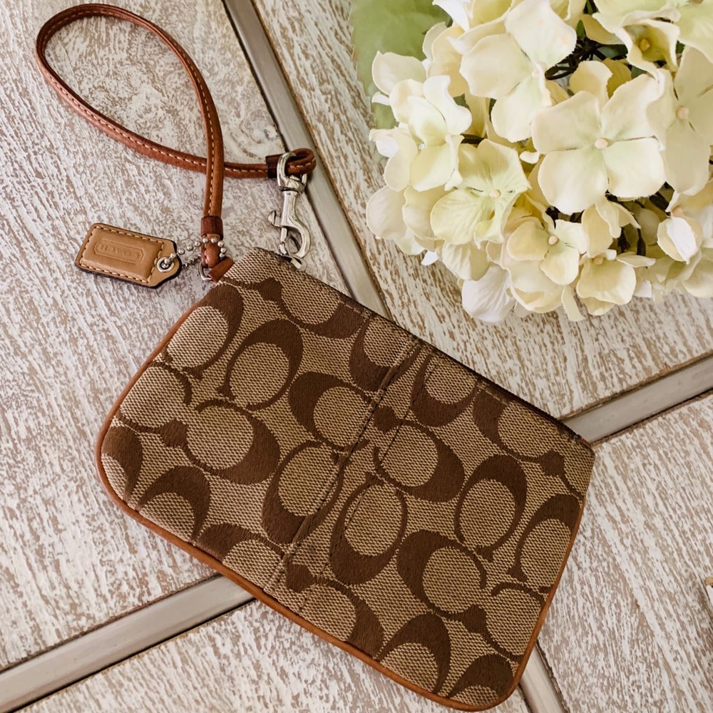 Coach wristlet